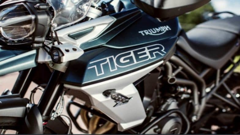 Triumph Tiger 800 XCA बाईक भारतात लॉन्च; जाणून घ्या फिचर्स आणि किंमत Triumph Tiger 800 XCA बाईक भारतात लॉन्च; जाणून घ्या फिचर्स आणि किंमत
