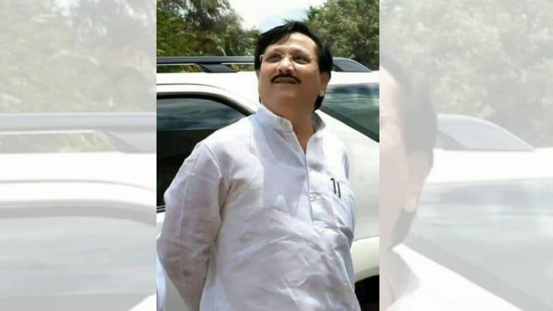 विजयसिंह मोहिते पाटील 'भाजपा' च्या तिकीटावर लोकसभा निवडणुकीच्या रिंगणात? विजयसिंह मोहिते पाटील 'भाजपा' च्या तिकीटावर लोकसभा निवडणुकीच्या रिंगणात?