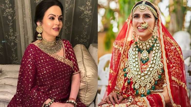 'मुंह दिखाई' विधीत नीता अंबानी यांनी सुनेला दिला हिऱ्यांचा हार; किंमत ऐकून थक्क व्हाल 'मुंह दिखाई' विधीत नीता अंबानी यांनी सुनेला दिला हिऱ्यांचा हार; किंमत ऐकून थक्क व्हाल