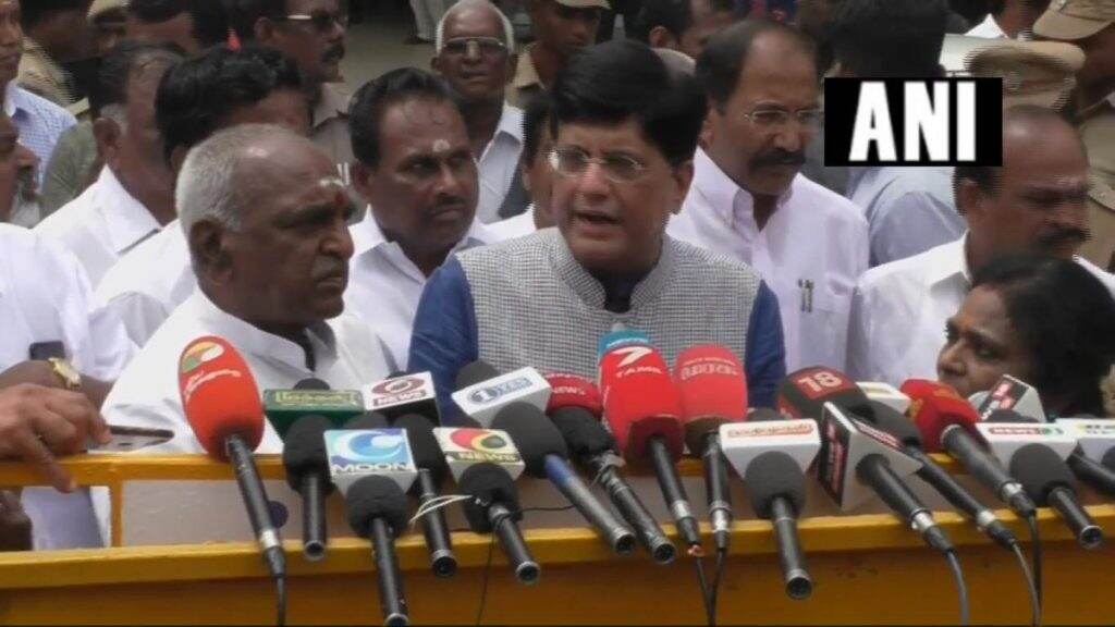 मतदानावेळी हिंसाचार घडलेल्या ठिकाणी पुन्हा फेरमतदान व्हावे, केंद्रीय मंत्री पियुष गोयल यांची मागणी मतदानावेळी हिंसाचार घडलेल्या ठिकाणी पुन्हा फेरमतदान व्हावे, केंद्रीय मंत्री पियुष गोयल यांची मागणी
