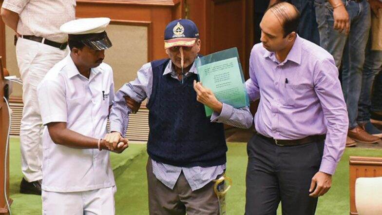 मनोहर पर्रीकर यांचा बळी घेणारा 'स्वादुपिंडाचा कॅन्सर' World’s Toughest Cancer म्हणून ओळखला जातो, या कॅन्सरमध्ये रुग्ण बचावण्याची शक्यता अत्यल्प का असते? मनोहर पर्रीकर यांचा बळी घेणारा 'स्वादुपिंडाचा कॅन्सर' World’s Toughest Cancer म्हणून ओळखला जातो, या कॅन्सरमध्ये रुग्ण बचावण्याची शक्यता अत्यल्प का असते?