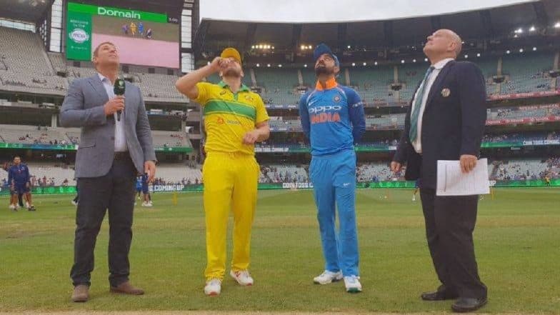 India vs Australia 2nd ODI 2019: दुसऱ्या एकदिवसीय सामन्यात ऑस्ट्रेलिया संघाने टॉस जिंकला; प्रथम गोलंदाजीसाठी मैदानात उतरणार India vs Australia 2nd ODI 2019: दुसऱ्या एकदिवसीय सामन्यात ऑस्ट्रेलिया संघाने टॉस जिंकला; प्रथम गोलंदाजीसाठी मैदानात उतरणार