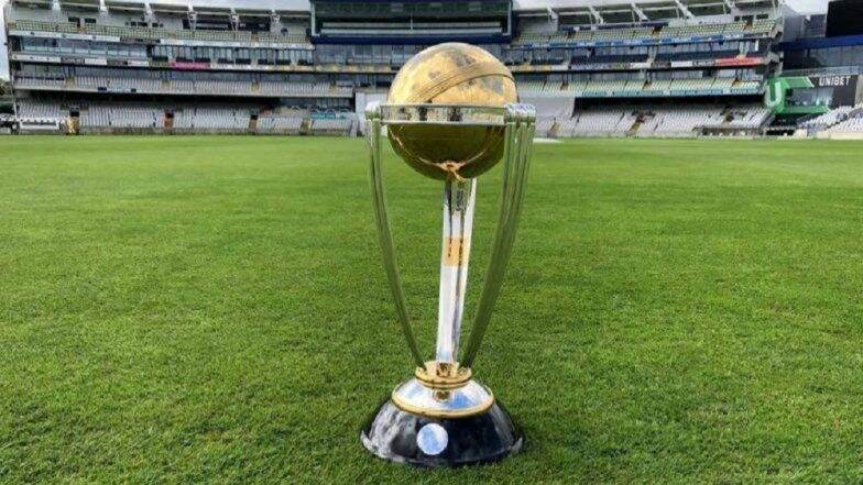 ICC Cricket World Cup 2019 च्या स्पर्धेतून अंबाती रायुडू बाहेर; रायुडूच्या जागी 'या' खेळाडूला संघात स्थान देण्याची दिग्गजांची मागणी ICC Cricket World Cup 2019 च्या स्पर्धेतून अंबाती रायुडू बाहेर; रायुडूच्या जागी 'या' खेळाडूला संघात स्थान देण्याची दिग्गजांची मागणी