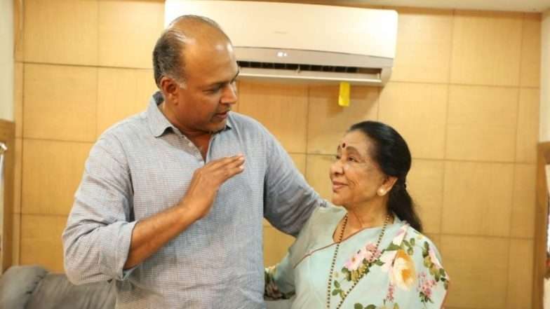 आशा भोसले यांनी दिग्दर्शित केला अविनाश गोवारीकर यांच्या 'पानिपत' सिनेमातील एक सीन आशा भोसले यांनी दिग्दर्शित केला अविनाश गोवारीकर यांच्या 'पानिपत' सिनेमातील एक सीन