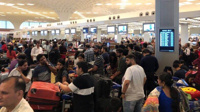 एअर इंडिया: Air India SITA Server डाऊन, दिल्ली, मुंबई विमानतळावर प्रवासी अडकले एअर इंडिया: Air India SITA Server डाऊन, दिल्ली, मुंबई विमानतळावर प्रवासी अडकले