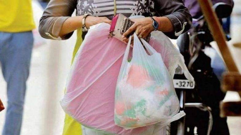 पिशवीसाठी 3 रुपये दर आकारल्याने बाटा कंपनीला ठोठावला 9 हजारांचा दंड पिशवीसाठी 3 रुपये दर आकारल्याने बाटा कंपनीला ठोठावला 9 हजारांचा दंड