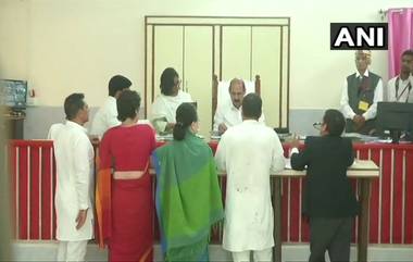 Lok Sabha Elections 2019: अमेठी येथून राहुल गांधी यांचा उमेदवारी अर्ज दाखल, प्रियंका गांधी, रॉबर्ट वाड्रा यांच्यासोबत रोड शो