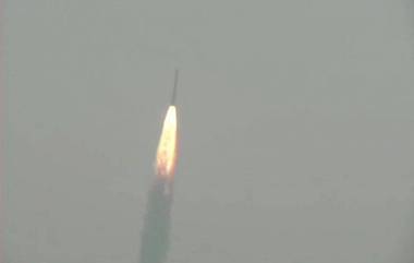 एमीसॅट सह 28 नॅनो उपग्रहांचे यशस्वी प्रक्षेपण; ISRO ने अंतराळ विश्वात रचला नवा इतिहास