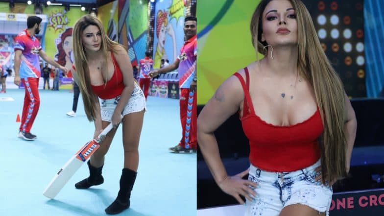 बॉक्स क्रिकेट मैदानावर बोल्ड राखी सावंत; Sexy Photos पाहून चाहते क्लिन बोल्ड बॉक्स क्रिकेट मैदानावर बोल्ड राखी सावंत; Sexy Photos पाहून चाहते क्लिन बोल्ड