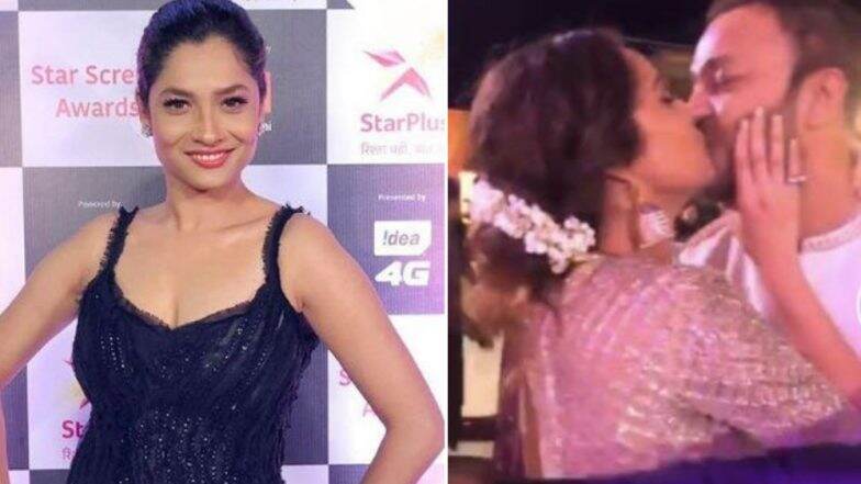 अंकिता लोखंडे हिने सर्वांसमोर प्रियकर विकी जैन ह्याला Kiss केले, व्हिडिओ सोशल मीडियावर व्हायरल (Video) अंकिता लोखंडे हिने सर्वांसमोर प्रियकर विकी जैन ह्याला Kiss केले, व्हिडिओ सोशल मीडियावर व्हायरल (Video)
