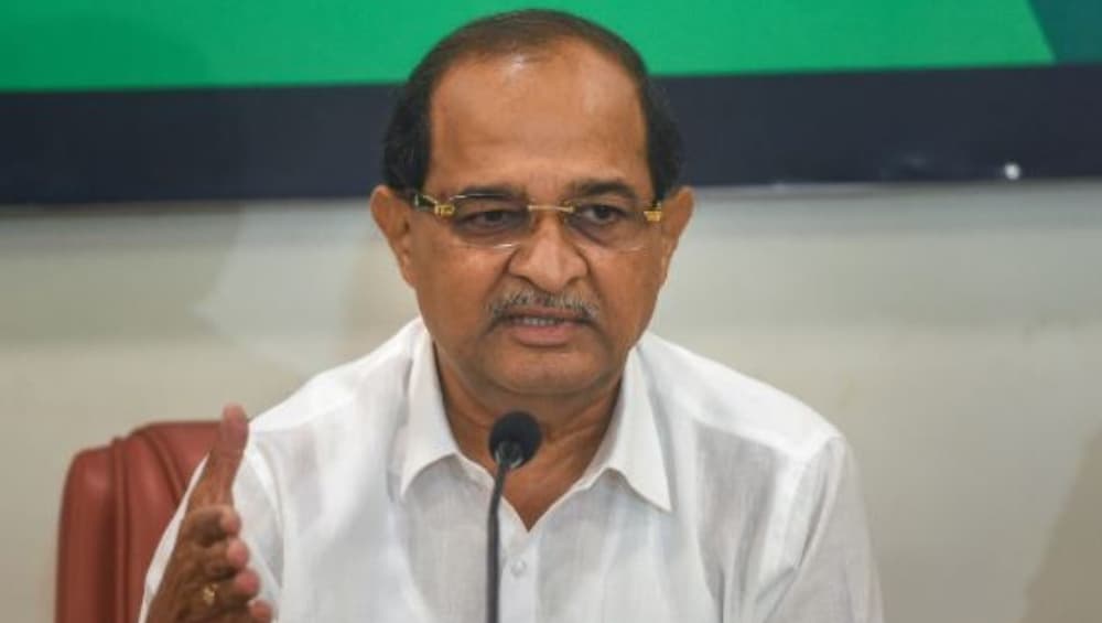 महाराष्ट्र विधानसभा निवडणूक: भाजप कडून शिर्डी मतदारसंघासाठी उमेदवारी देण्यात आलेल्या राधाकृष्ण विखे पाटील यांच्या उमेदवारीला हायकोर्टात आव्हान महाराष्ट्र विधानसभा निवडणूक: भाजप कडून शिर्डी मतदारसंघासाठी उमेदवारी देण्यात आलेल्या राधाकृष्ण विखे पाटील यांच्या उमेदवारीला हायकोर्टात आव्हान