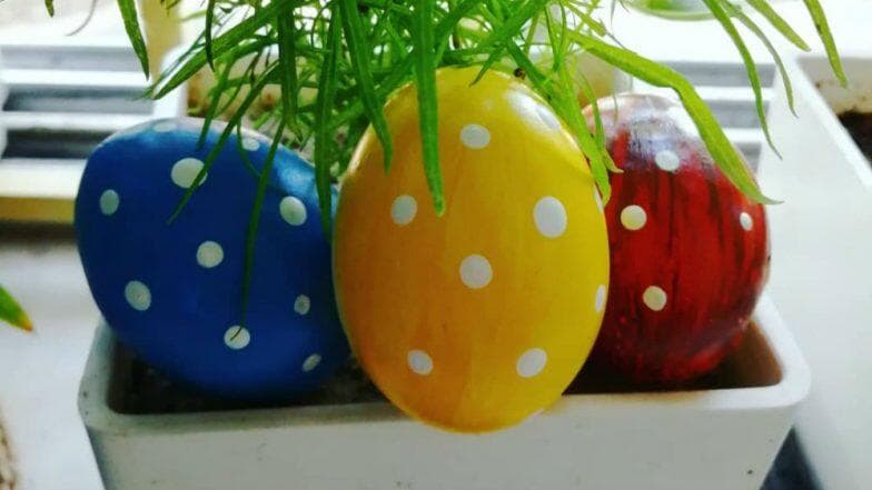 Easter 2019: जाणून घ्या का साजरा केला जातो ईस्टर, यादिवशी अंड्याचे काय आहे महत्व Easter 2019: जाणून घ्या का साजरा केला जातो ईस्टर, यादिवशी अंड्याचे काय आहे महत्व