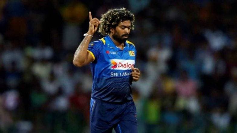 MI vs CSK, IPL 2019: चेन्नई सुपर किंग्स विरुद्धच्या महत्वाच्या सामन्यासाठी मुंबई इंडियन्सला मोठा धक्का, संघातील वेगवान गोलंदाजपटू लसिथ मलिंगा मायदेशी परतला MI vs CSK, IPL 2019: चेन्नई सुपर किंग्स विरुद्धच्या महत्वाच्या सामन्यासाठी मुंबई इंडियन्सला मोठा धक्का, संघातील वेगवान गोलंदाजपटू लसिथ मलिंगा मायदेशी परतला