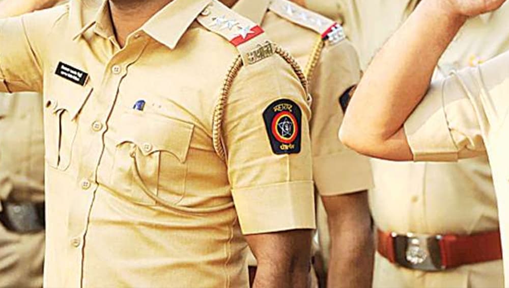 Security Alert in Maharashtra: पाकिस्तानमधील हवाई हल्ल्यानंतर महाराष्ट्रात अलर्ट जारी; राज्यातील पर्यटन आणि आध्यात्मिक स्थळांवर सुरक्षा वाढवण्यात आली