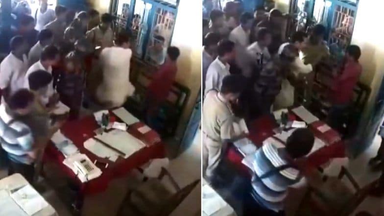 त्रिपूरा: काँग्रेस पक्षाच्या अध्यक्षाने पोलीस स्थानकात व्यक्तीला कानाखाली मारले, व्हिडिओ सोशल मीडियावर व्हायरल (Video) त्रिपूरा: काँग्रेस पक्षाच्या अध्यक्षाने पोलीस स्थानकात व्यक्तीला कानाखाली मारले, व्हिडिओ सोशल मीडियावर व्हायरल (Video)