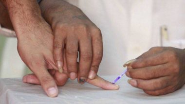 Uttar Pradesh Elections 2022: उत्तर प्रदेश विधानसभा निवडणूक फेझ 1 च्या आजच्या मतदानात दुपारी 1 वाजेपर्यंत 35.03% मतदान