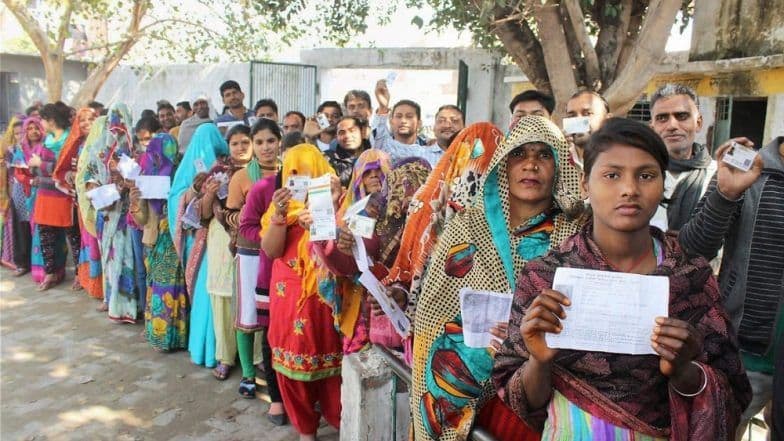 Maharashtra Assembly Elections 2019: मतदार यादीत तुमचे नाव कसे तपासाल, जाणून घ्या सोप्प्या स्टेप्स Maharashtra Assembly Elections 2019: मतदार यादीत तुमचे नाव कसे तपासाल, जाणून घ्या सोप्प्या स्टेप्स