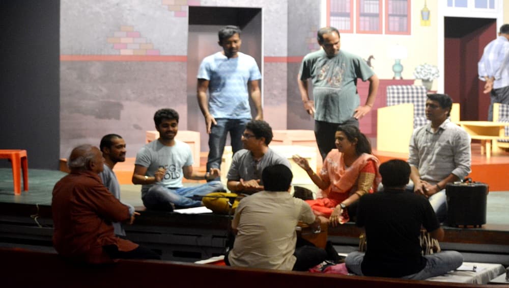 राम गणेश गडकरी लिखीत 'एकच प्याला' नाटक पुन्हा एकदा नव्या ढंगात प्रेक्षकांच्या भेटीला राम गणेश गडकरी लिखीत 'एकच प्याला' नाटक पुन्हा एकदा नव्या ढंगात प्रेक्षकांच्या भेटीला