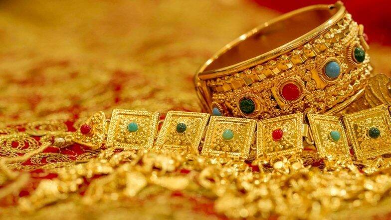 Akshaya Tritiya 2019: साडेतीन मुहूर्तांपैकी एक म्हणजे अक्षय्य तृतीया, साडेतीन मुहूर्त नेमके काय? Akshaya Tritiya 2019: साडेतीन मुहूर्तांपैकी एक म्हणजे अक्षय्य तृतीया, साडेतीन मुहूर्त नेमके काय?