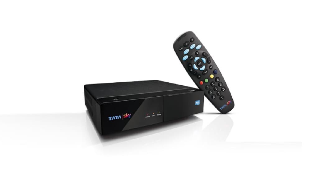 TV पाहायला सेट-टॉप बॉक्सची गरज नाही, Tata Sky Binge Fire TV Stick च्या मदतीने Rs 249 मध्ये पाहा तुमचे आवडते कार्यक्रम TV पाहायला सेट-टॉप बॉक्सची गरज नाही, Tata Sky Binge Fire TV Stick च्या मदतीने Rs 249 मध्ये पाहा तुमचे आवडते कार्यक्रम