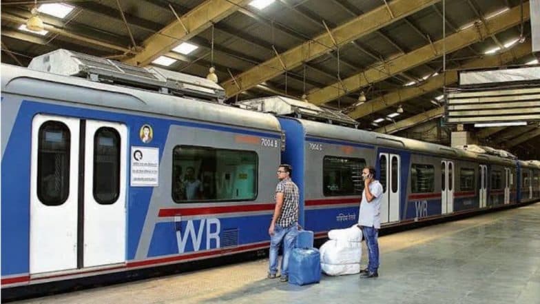 चर्चगेट - विरार AC Mumbai Local 14 सप्टेंबर पासून आठवड्याचे सात ही दिवस धावणार; पश्चिम रेल्वेवरील प्रवाशांसाठी मोठा दिलासा चर्चगेट - विरार AC Mumbai Local 14 सप्टेंबर पासून आठवड्याचे सात ही दिवस धावणार; पश्चिम रेल्वेवरील प्रवाशांसाठी मोठा दिलासा