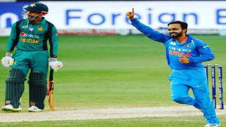 ICC Cricket World Cup 2019 पूर्वी भारत संघाला मोठा धक्का बसणार,केदार जाधव संघातून बाहेर पडण्याची शक्यता ICC Cricket World Cup 2019 पूर्वी भारत संघाला मोठा धक्का बसणार,केदार जाधव संघातून बाहेर पडण्याची शक्यता