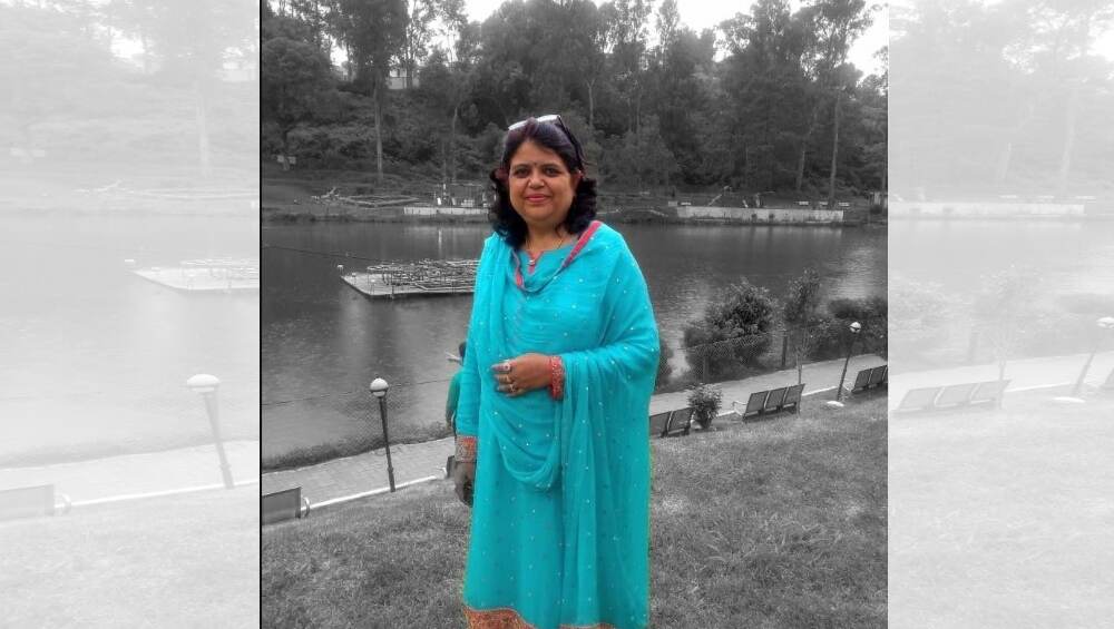 दिल्ली: डेटिंग अॅपवरील मैत्री जीवावर बेतली; दागिने, पैसे लुबाडून निवृत्त विंग कमांडरच्या पत्नीची हत्या दिल्ली: डेटिंग अॅपवरील मैत्री जीवावर बेतली; दागिने, पैसे लुबाडून निवृत्त विंग कमांडरच्या पत्नीची हत्या