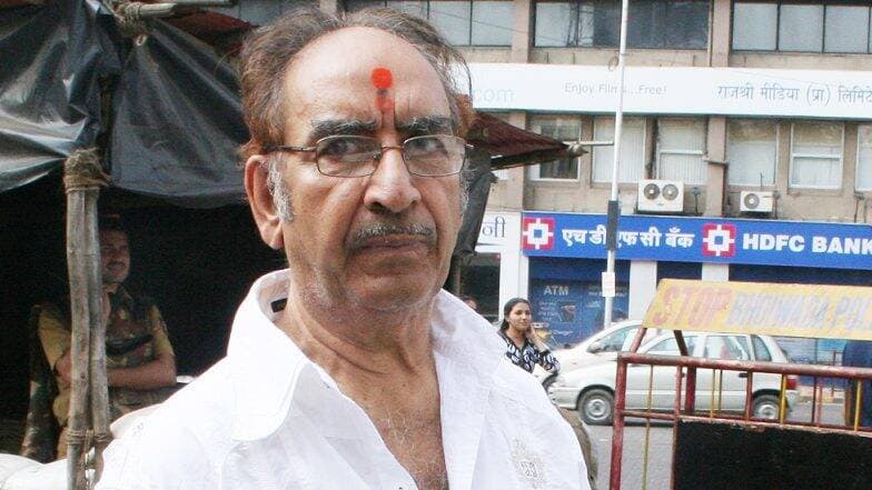 अजय देवगण यांचे वडील वीरू देवगण यांचे दुःखद निधन अजय देवगण यांचे वडील वीरू देवगण यांचे दुःखद निधन