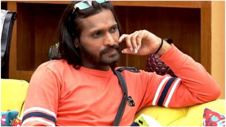 Bigg Boss Marathi स्पर्धक अभिजित बिचुकले यांची अटक झाल्यानंतर प्रतिक्रिया म्हणाले 'माझी अटक म्हणजे ..!' Bigg Boss Marathi स्पर्धक अभिजित बिचुकले यांची अटक झाल्यानंतर प्रतिक्रिया म्हणाले 'माझी अटक म्हणजे ..!'