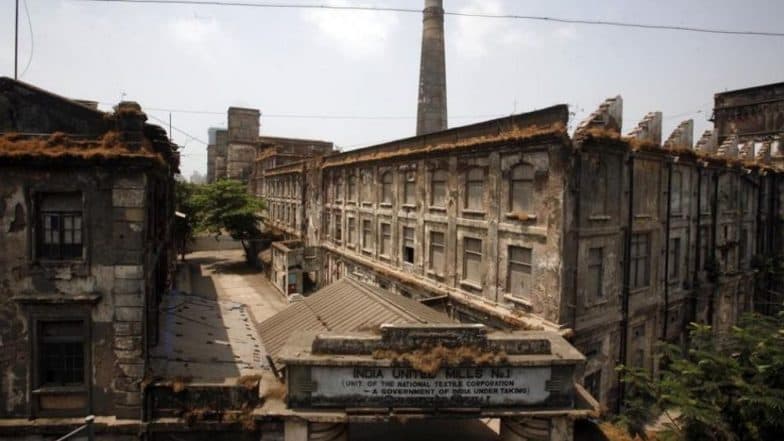 गिरणी कामगारांना मुंबईच्या बाहेर घरे देणार? गिरणी कामगारांना मुंबईच्या बाहेर घरे देणार?