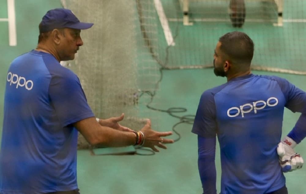 टीम इंडियाच्या मुख्य प्रशिकपदासाठी हजारो इच्छुक, BCCI कडे अर्जदाराचा खच टीम इंडियाच्या मुख्य प्रशिकपदासाठी हजारो इच्छुक, BCCI कडे अर्जदाराचा खच