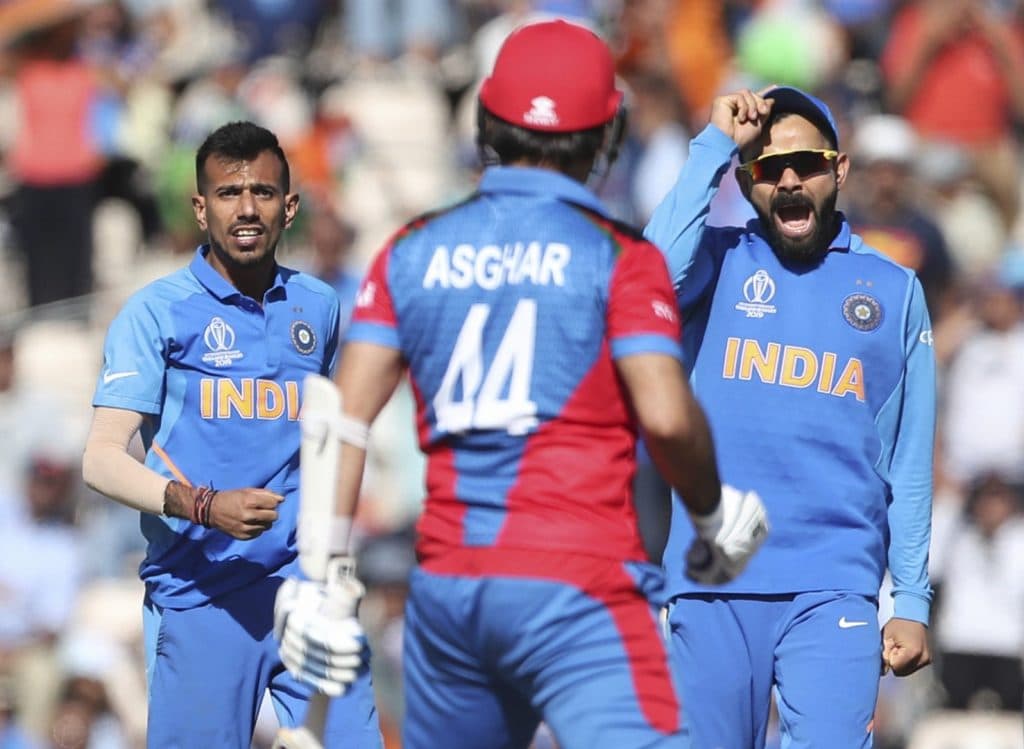 IND vs AFG, ICC World Cup 2019: भारताचा विजयी चौकार, अफगाणिस्तान चा 11 धावांनी केला पराभव; मोहम्मद शमी ची Hat-trick IND vs AFG, ICC World Cup 2019: भारताचा विजयी चौकार, अफगाणिस्तान चा 11 धावांनी केला पराभव; मोहम्मद शमी ची Hat-trick