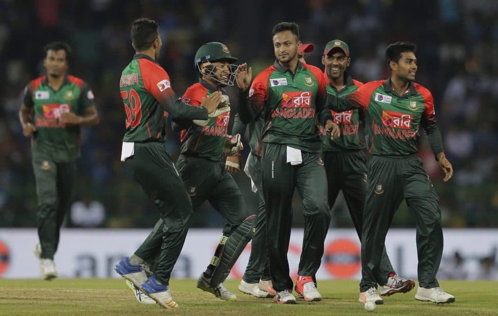 IND vs BAN 2019: बांग्लादेश क्रिकेट संघाच्या भारत दौऱ्यावर संकट, शाकिब अल हसन याच्यासह अन्य खेळाडू घेऊ शकतात माघार IND vs BAN 2019: बांग्लादेश क्रिकेट संघाच्या भारत दौऱ्यावर संकट, शाकिब अल हसन याच्यासह अन्य खेळाडू घेऊ शकतात माघार