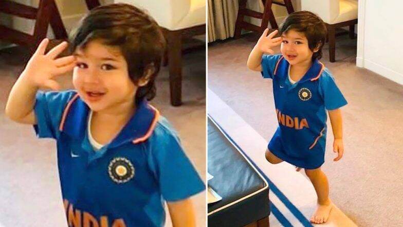ICC World Cup 2019: भारत विरूद्ध पाकिस्तान सामन्यानंतर तैमुर नेही केलं सेलिब्रेशन; फोटो व्हायरल ICC World Cup 2019: भारत विरूद्ध पाकिस्तान सामन्यानंतर तैमुर नेही केलं सेलिब्रेशन; फोटो व्हायरल