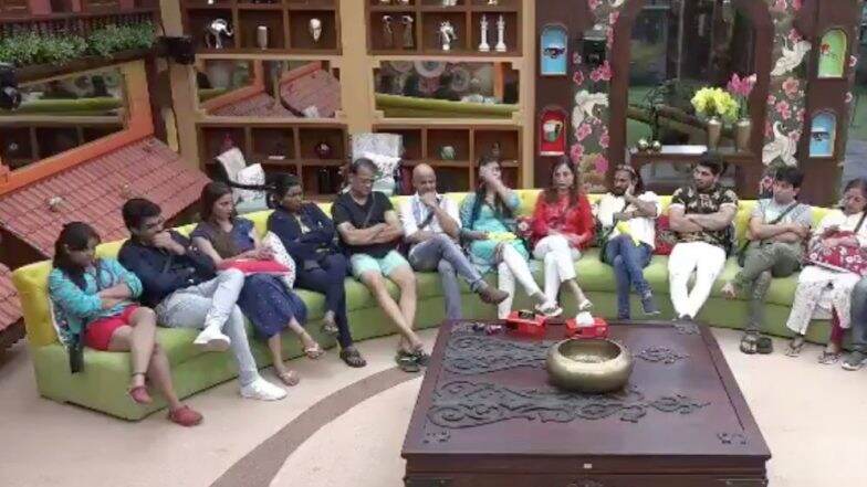 Bigg Boss Marathi 2, 3rd Week Nomination: पराग कान्हेरे, किशोरी शहाणे, नेहा शितोळे, दिगंबर नाईक, माधव देवचक्के आणि अभिजीत बिचुकले झाले नॉमिनेट Bigg Boss Marathi 2, 3rd Week Nomination: पराग कान्हेरे, किशोरी शहाणे, नेहा शितोळे, दिगंबर नाईक, माधव देवचक्के आणि अभिजीत बिचुकले झाले नॉमिनेट