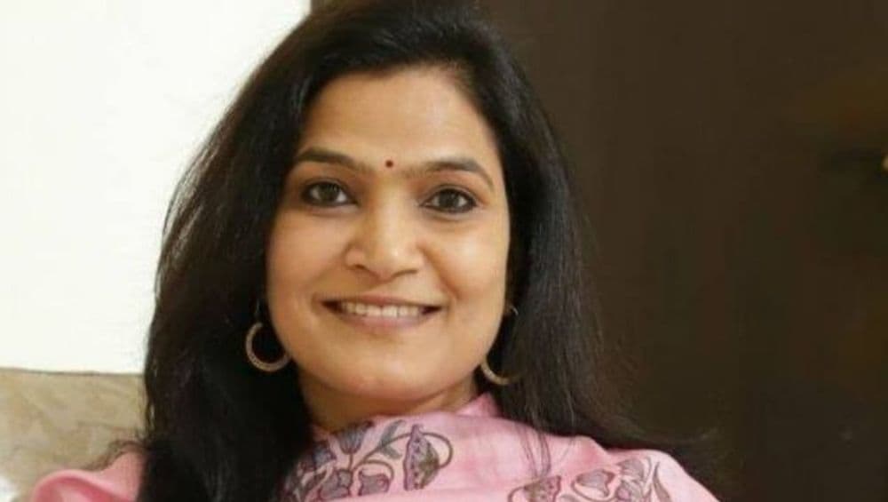 लोकसभेच्या उपाध्यक्षपदी भावना गवळी यांची वर्णी लागणार? शिवसेना पक्षाची भाजपकडे मागणी लोकसभेच्या उपाध्यक्षपदी भावना गवळी यांची वर्णी लागणार? शिवसेना पक्षाची भाजपकडे मागणी