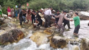 हिमाचल प्रदेशात बसला भीषण अपघात, 25 प्रवाशांचा मृत्यू
