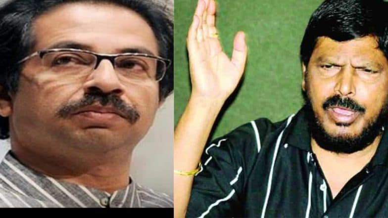 उद्धव ठाकरे दहा वेळा अयोध्येला गेले तरी काही फायदा नाही: रामदास आठवले उद्धव ठाकरे दहा वेळा अयोध्येला गेले तरी काही फायदा नाही: रामदास आठवले