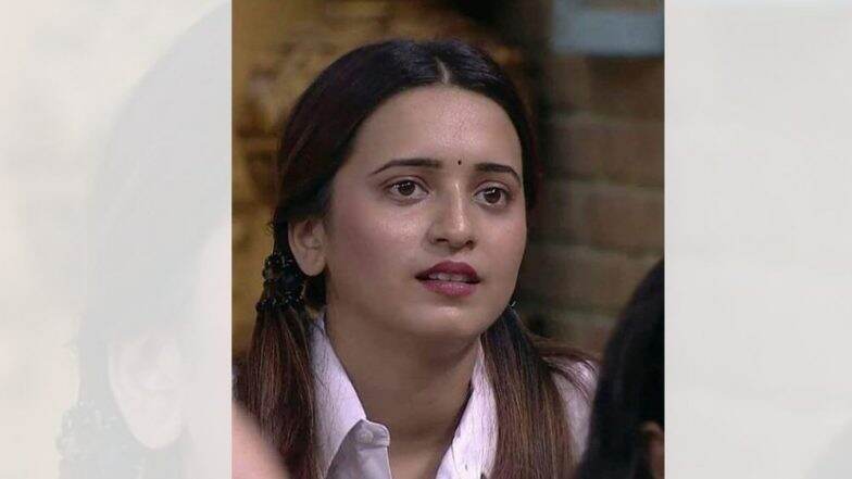 Bigg Boss Marathi 2, 12 June, Episode 18 Updates: शिवानी सुर्वे चा 'बिग बॉस'चे नियम धाब्यावर बसवत घराबाहेर पडण्याचा हट्ट Bigg Boss Marathi 2, 12 June, Episode 18 Updates: शिवानी सुर्वे चा 'बिग बॉस'चे नियम धाब्यावर बसवत घराबाहेर पडण्याचा हट्ट