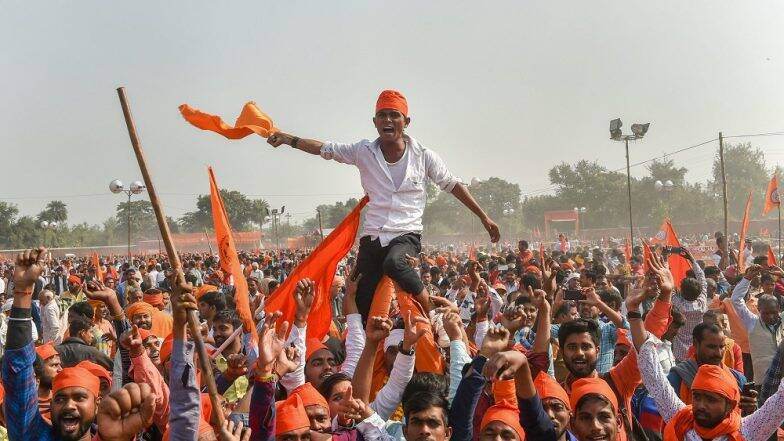 पुणे: विश्व हिंदू परिषदेच्या शोभा यात्रेत एअर रायफल, तलवारी मिरवल्याने 200 कार्यकर्त्यांविरोधात गुन्हा दाखल पुणे: विश्व हिंदू परिषदेच्या शोभा यात्रेत एअर रायफल, तलवारी मिरवल्याने 200 कार्यकर्त्यांविरोधात गुन्हा दाखल