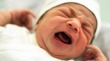 अंधश्रद्धेचा कहर! मेळघाटात जन्मदात्या मातापित्यानेच 8 महिन्याच्या बाळाच्या पोटावर दिले गरम विळ्याचे चटके