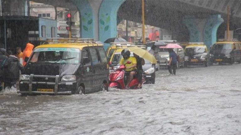 Mumbai Water Logging Update: मुंबईतील गामडिया जंक्शन, नेताजी चौक, महालक्ष्मी जंक्शन आणि मिलन सबवे येथे  वॉटर लॉगिंग