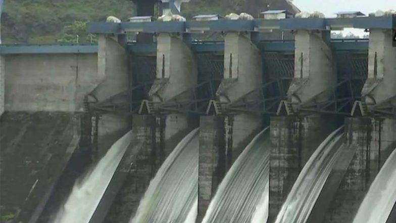 मुंबईला पाणीपुरवठा करणारे तानसा तलाव ओव्हरफ्लो; मुंबईकरांचे पाणीसंकट टळण्याची चिन्हं मुंबईला पाणीपुरवठा करणारे तानसा तलाव ओव्हरफ्लो; मुंबईकरांचे पाणीसंकट टळण्याची चिन्हं