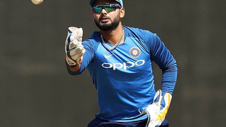 IND vs WI Test 2019: वेस्ट इंडिज टेस्ट मालिकेत रिषभ पंत ऐवजी 'या' दोन खेळाडूंना मिळू शकते टीम इंडियात स्थान