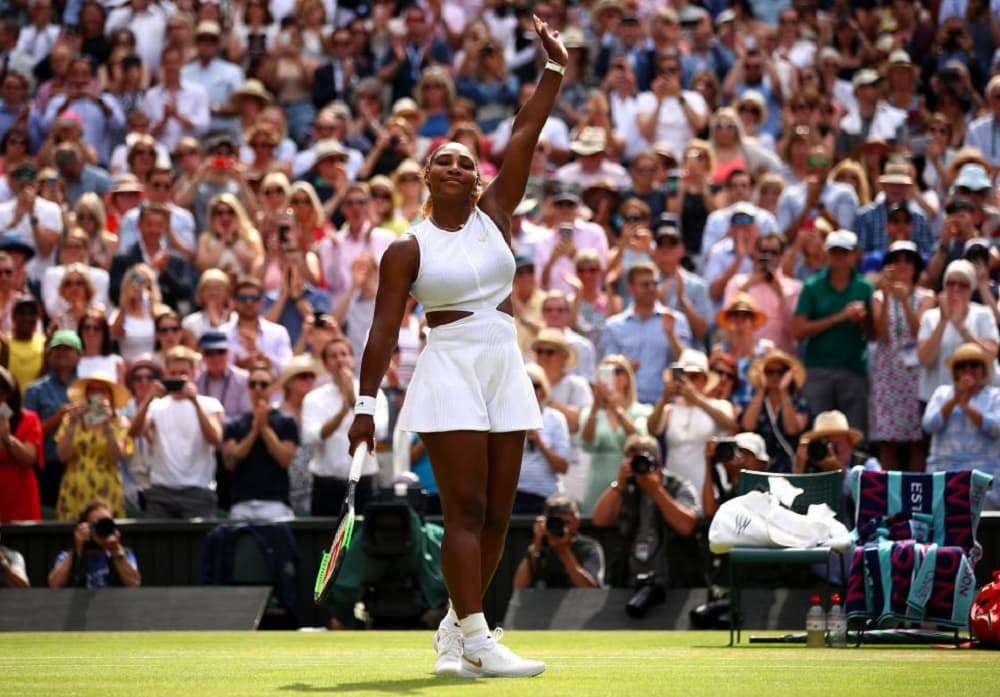 Wimbledon 2019: बारबोरा स्ट्राइकोवाचा दाणून पराभव करत सेरेना विलियम्स विंबलडनच्या फायनलमध्ये, आता लढत सिमोना हालेपशी Wimbledon 2019: बारबोरा स्ट्राइकोवाचा दाणून पराभव करत सेरेना विलियम्स विंबलडनच्या फायनलमध्ये, आता लढत सिमोना हालेपशी