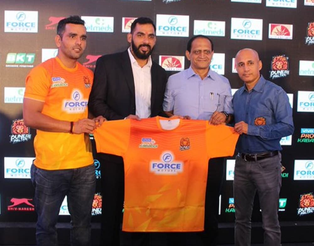 Pro Kabaddi League 2019: पुणेरी पलटनच्या कर्णधारपदी सुरजीत सिंह विराजमान Pro Kabaddi League 2019: पुणेरी पलटनच्या कर्णधारपदी सुरजीत सिंह विराजमान