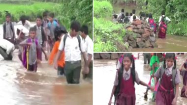 ठाणे: बांगरवाडी मधील शाळकरी मुलांचा जीवघेणा संघर्ष, शाळेत जाण्यासाठी गुडघाभर पाण्यातून मार्ग