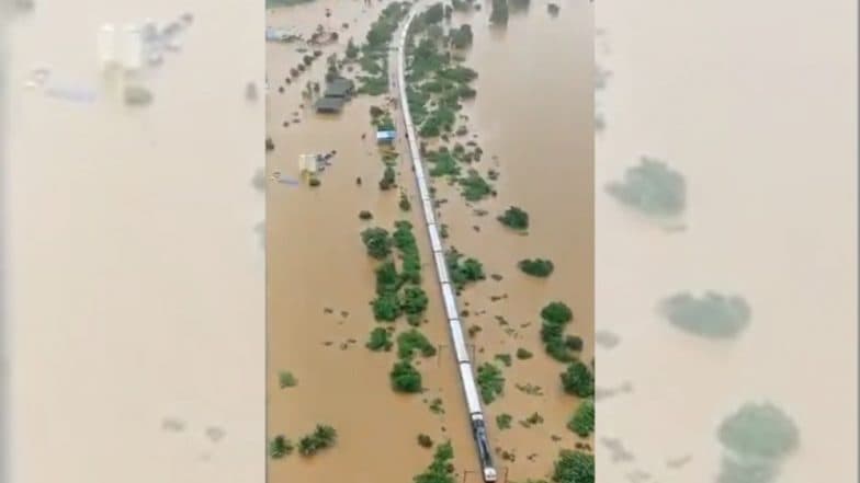 बदलापूर-वांगणीदरम्यान रेल्वेमार्गावरील रुळांची उंची वाढविण्याचा मध्य रेल्वेचा निर्णय बदलापूर-वांगणीदरम्यान रेल्वेमार्गावरील रुळांची उंची वाढविण्याचा मध्य रेल्वेचा निर्णय
