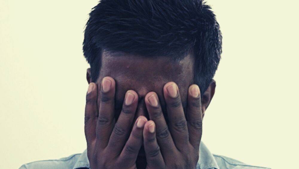 पुणे: कॉलेजमधील तरुणींची छेडछाड करणाऱ्या रोडरोमिओला पोलिसांनी घडवली अद्दल पुणे: कॉलेजमधील तरुणींची छेडछाड करणाऱ्या रोडरोमिओला पोलिसांनी घडवली अद्दल