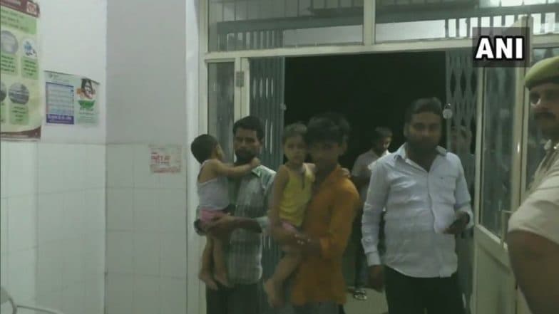 उत्तर प्रदेश: प्रसादामध्ये देण्यात आलेले दुध प्यायल्याने 12 मुलांची प्रकृती बिघडली उत्तर प्रदेश: प्रसादामध्ये देण्यात आलेले दुध प्यायल्याने 12 मुलांची प्रकृती बिघडली